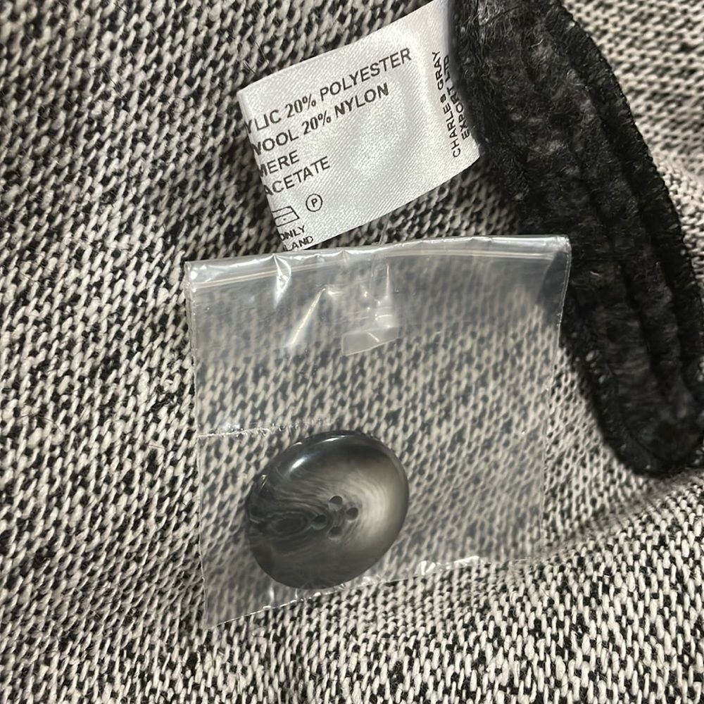 Blarney Woollen Mills Maggi Wool Cape Gray Black - O/S - NWOT - $298.00 - Picture 10 of 16